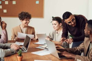 Why Should Your Business Use Outsourced Bookkeeping Services?